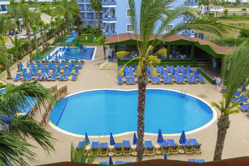 Alanya utazás Caretta Relax