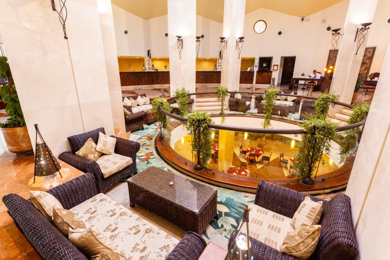 Marsa Matruh utazás Carols Beau Rivage