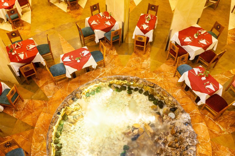 Marsa Matruh utazás Carols Beau Rivage