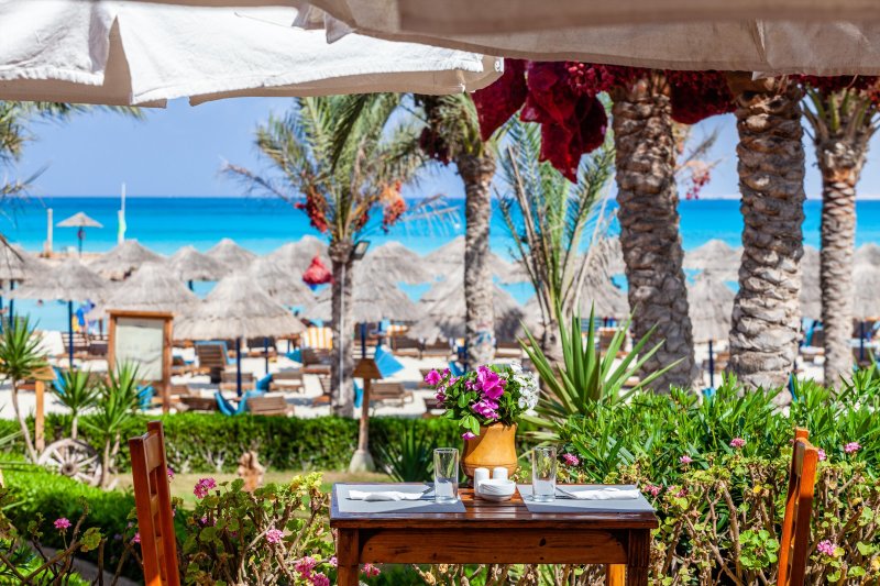 Marsa Matruh utazás Carols Beau Rivage