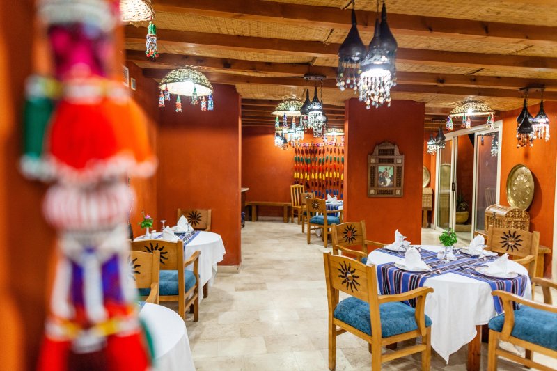 Marsa Matruh utazás Carols Beau Rivage