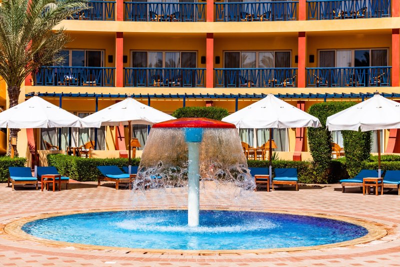 Marsa Matruh utazás Carols Beau Rivage