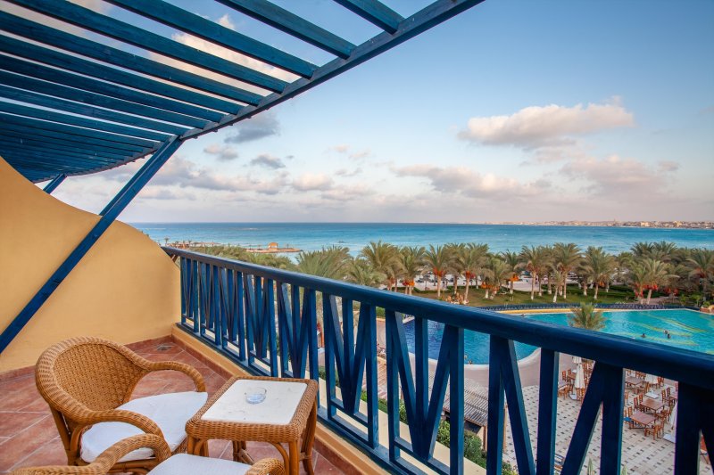 Marsa Matruh utazás Carols Beau Rivage