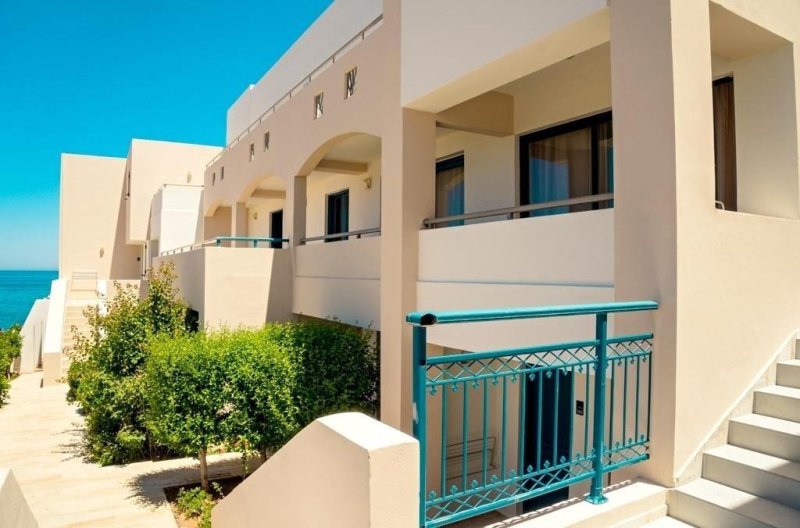 Kréta Sissi utazás Castello Village Resort