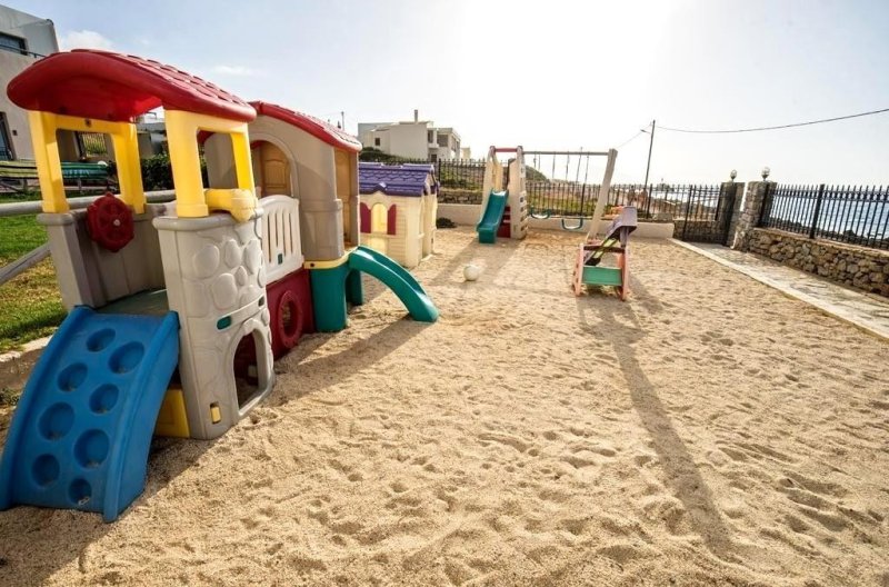 Kréta Sissi utazás Castello Village Resort