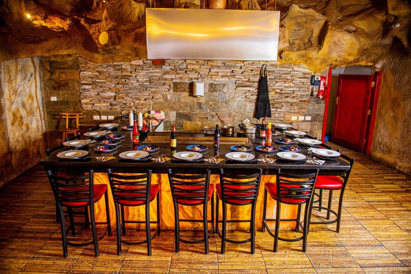 Hurghada utazás Caves Beach Resort