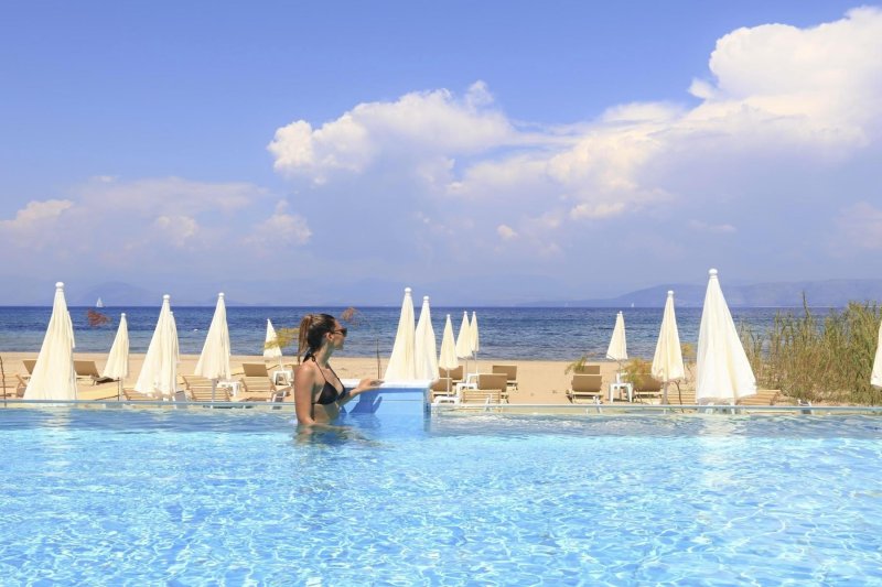 Korfu utazás Cavomarina Beach