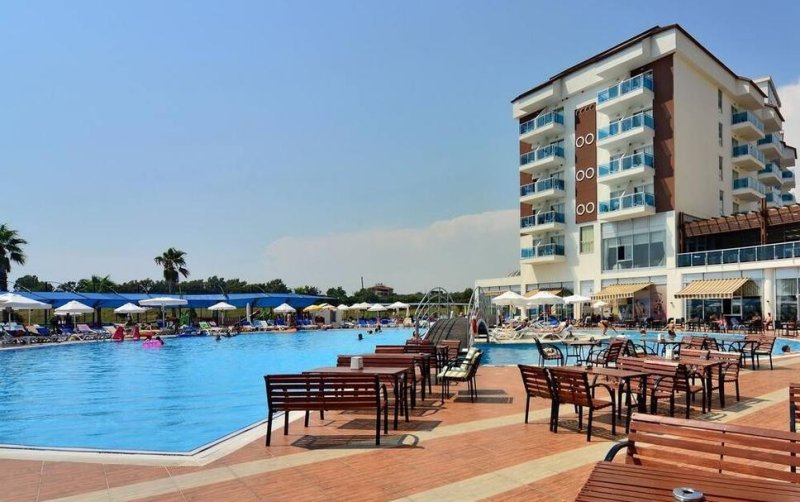 Cenger Beach Resort & Spa Side