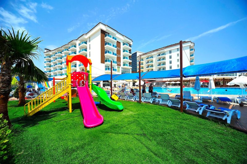 Cenger Beach Resort & Spa Side