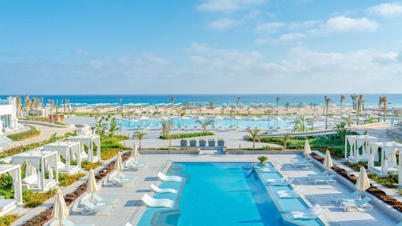 Marsa Matruh utazás Cleopatra Luxury Resort
