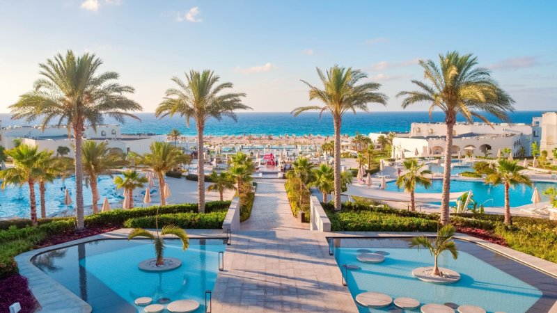 Marsa Matruh utazás Cleopatra Luxury Resort