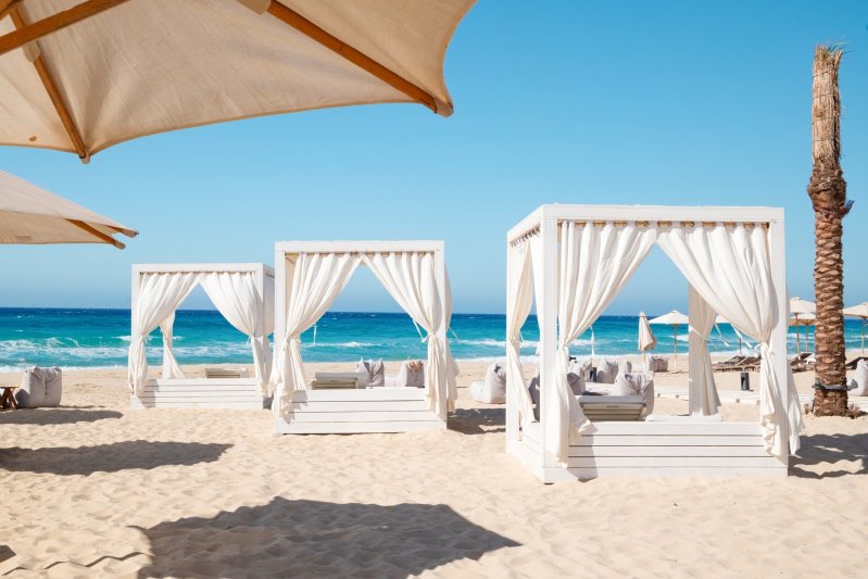 Marsa Matruh utazás Cleopatra Luxury Resort