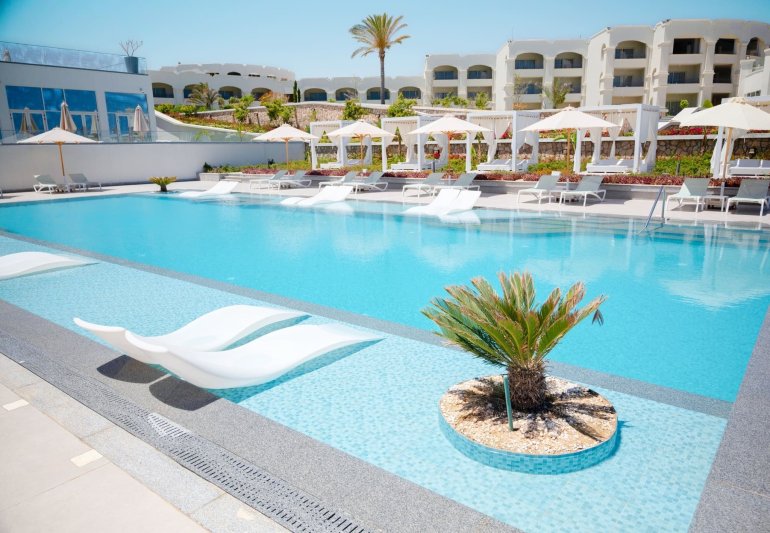 Marsa Matruh utazás Cleopatra Luxury Resort