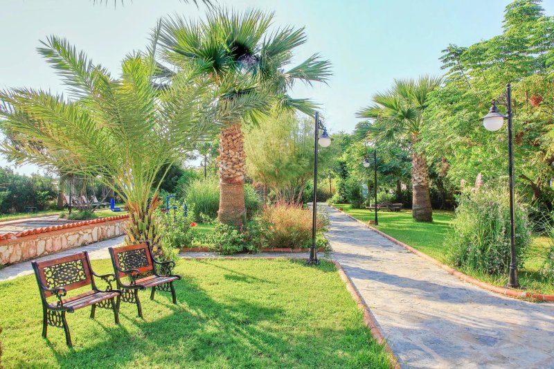 Kusadasi utazás Club Cactus Paradise