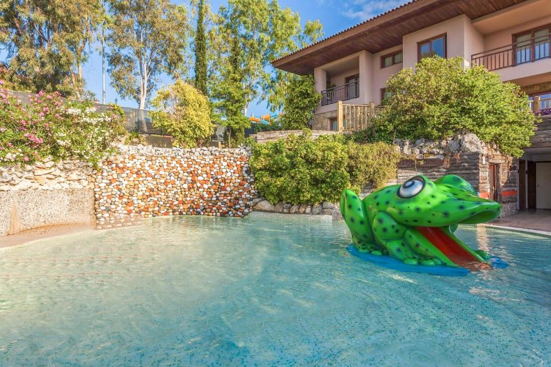 Side utazás Club Grand Side