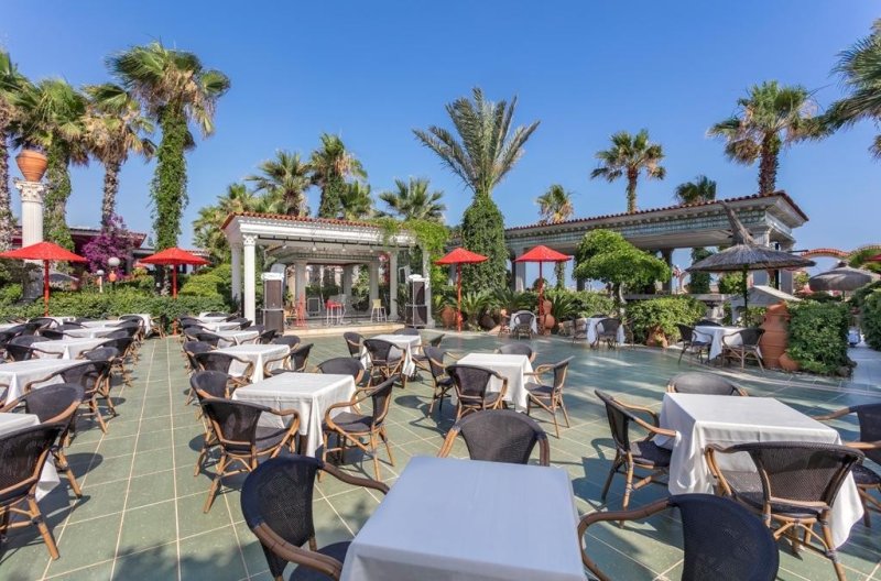 Antalya utazás Club Hotel Sera