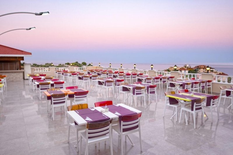 Alanya utazás Club Paradiso