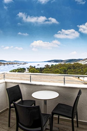 Bodrum utazás Club Shark Hotel