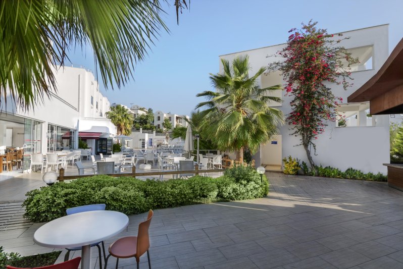 Bodrum utazás Club Shark Hotel