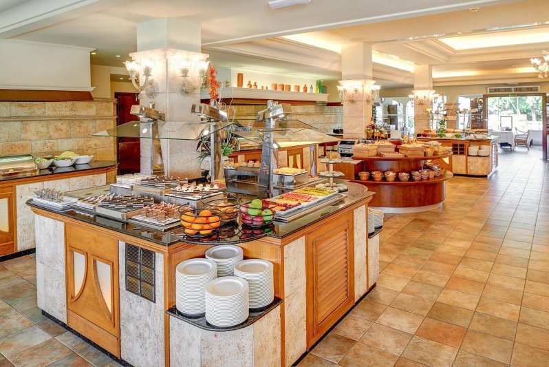 Mallorca Sa Coma utazás Cm Mallorca Palace 