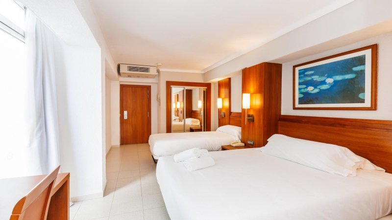 Mallorca utazás Colombo