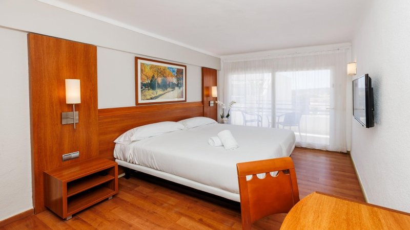 Mallorca utazás Colombo