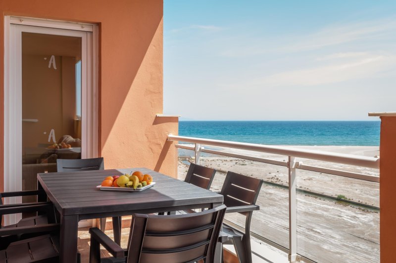 Costa de Almería utazás Colonial Mar