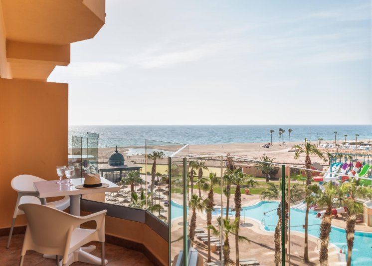 Costa de Almería utazás Colonial Mar