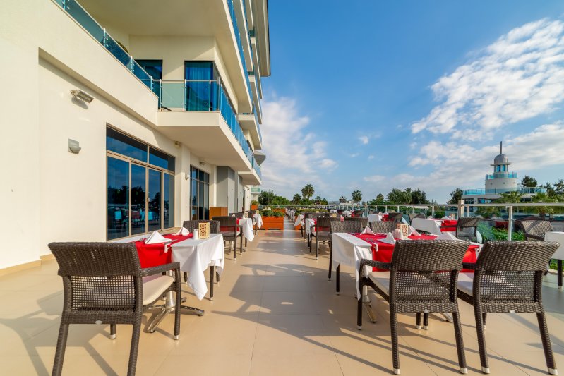 Side utazás Commodore Elite