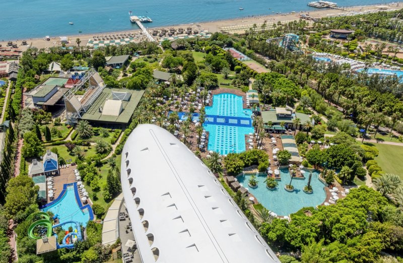 Antalya utazás Concorde De Luxe