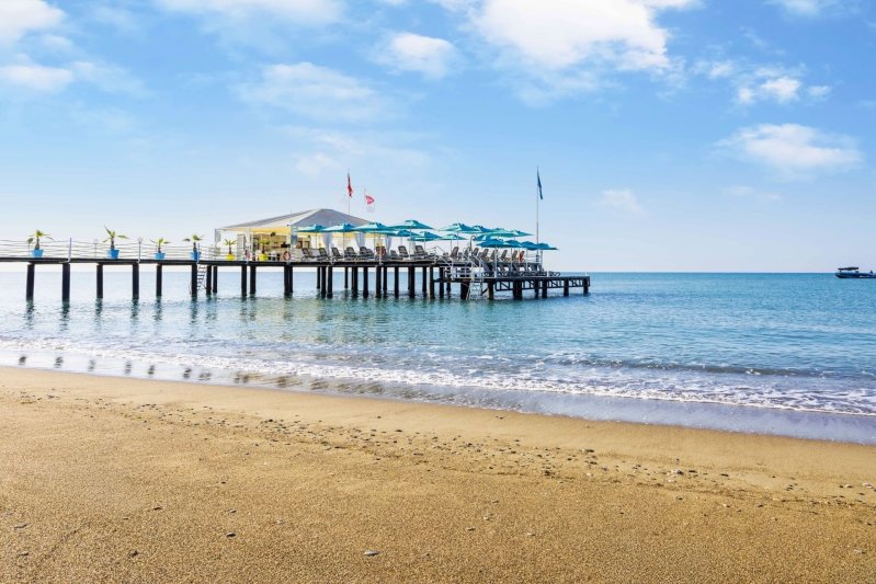 Antalya utazás Concorde De Luxe