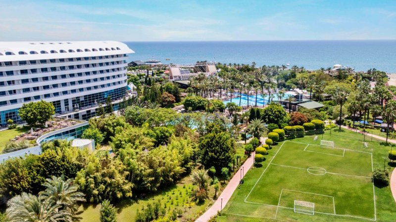 Antalya utazás Concorde De Luxe