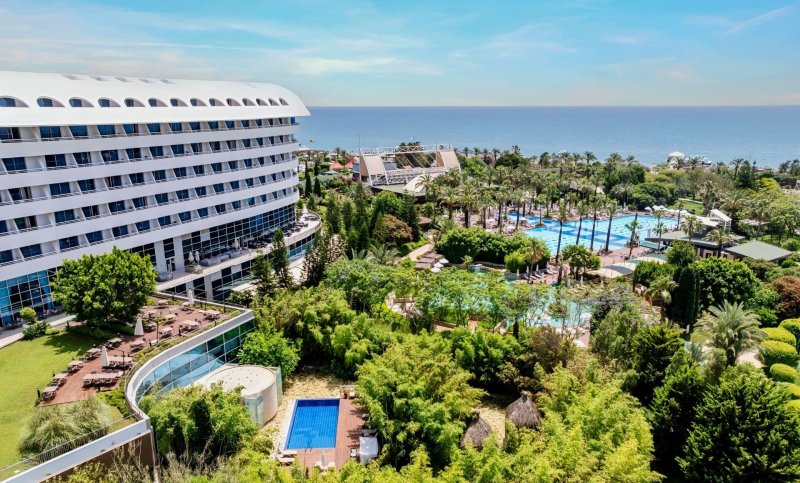 Antalya utazás Concorde De Luxe