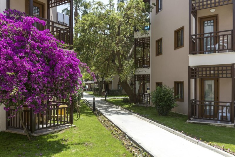 Side utazás Cooee Serra Garden