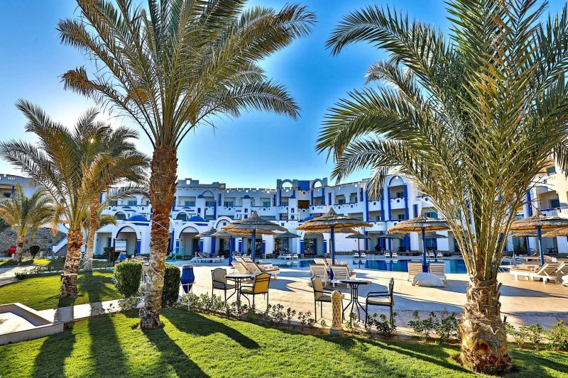 Hurghada utazás Coral Sun Beach Resort