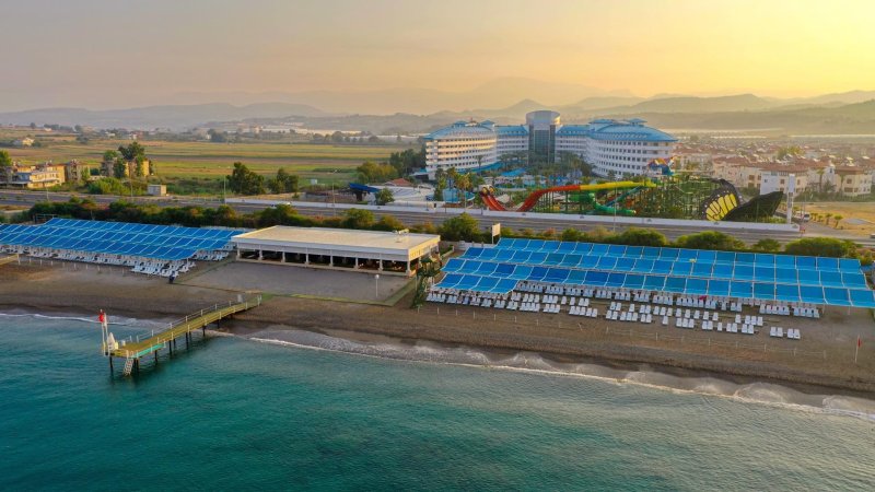 Side utazás Crystal Admiral Resort