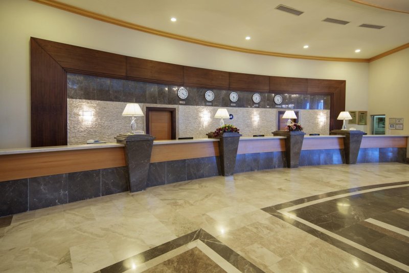 Side utazás Crystal Admiral Resort