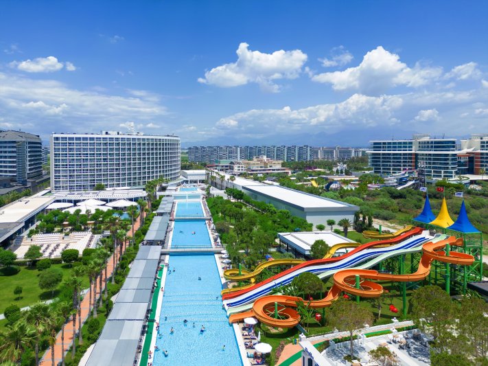 Antalya utazás Crystal Centro Pearl Collection