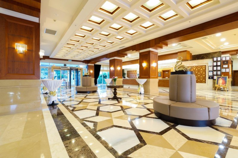 Crystal De Luxe Comfort Collection Kemer