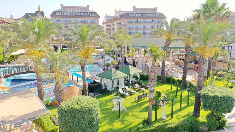 Belek utazás Crystal Family Comfort Collection