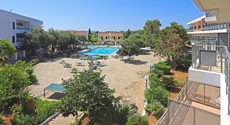 Korfu utazás Dassia Holiday Club 