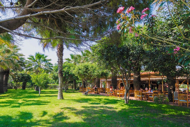 Side utazás Defne Ana