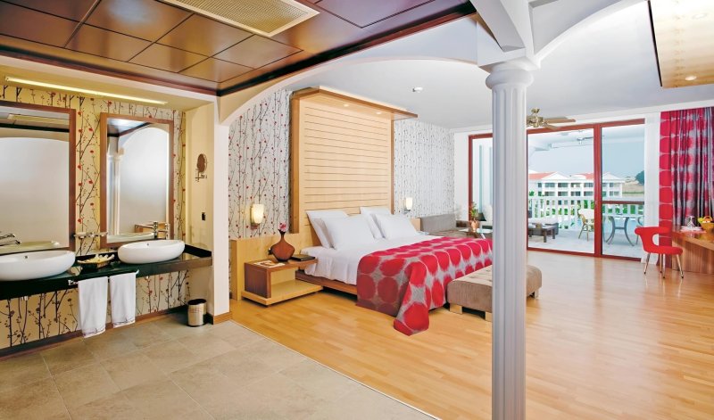 Side utazás Defne Kumul Deluxe