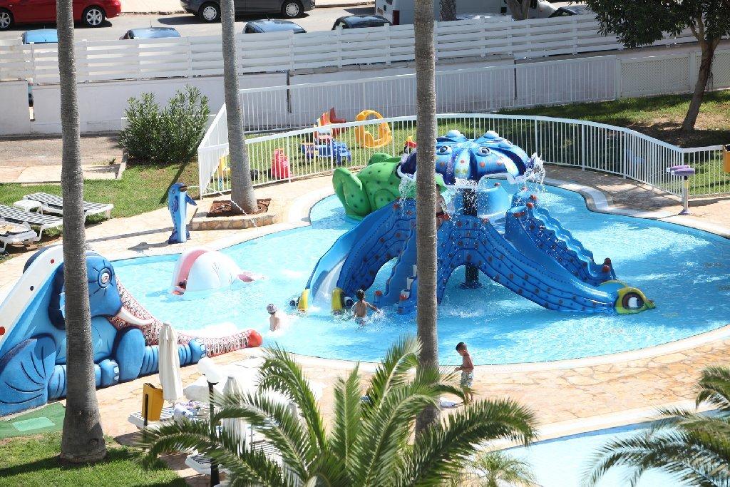Dome Beach Hotel & Resort Dél-Ciprus