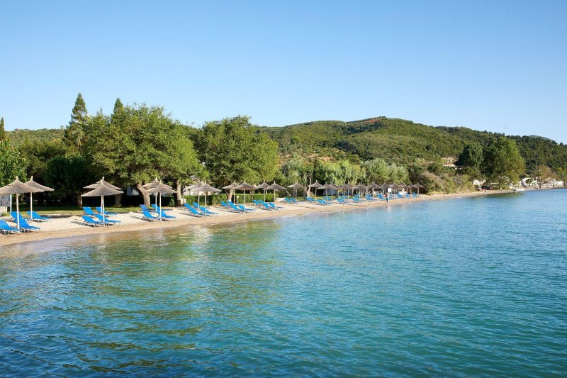 Korfu utazás Delfinia