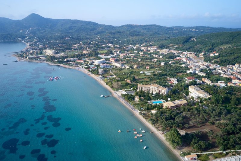 Korfu utazás Delfinia