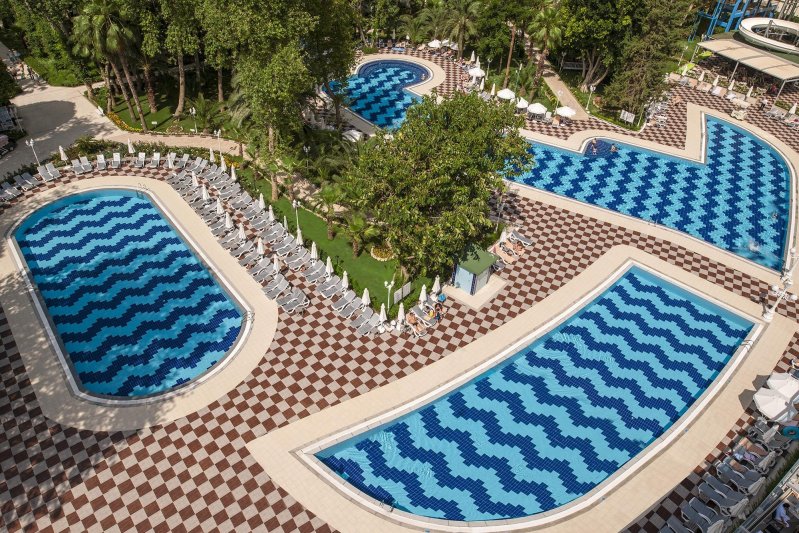 Delphin Botanik Lares Antalya
