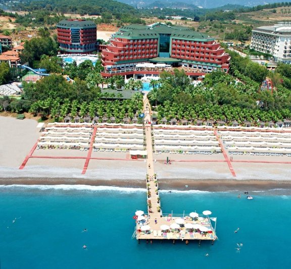 Alanya utazás Delphin Deluxe