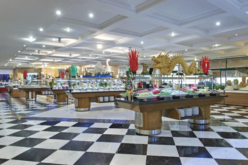 Alanya utazás Delphin Deluxe