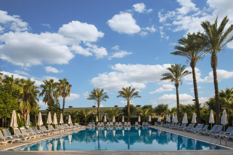 Antalya utazás Delphin Diva Premiere